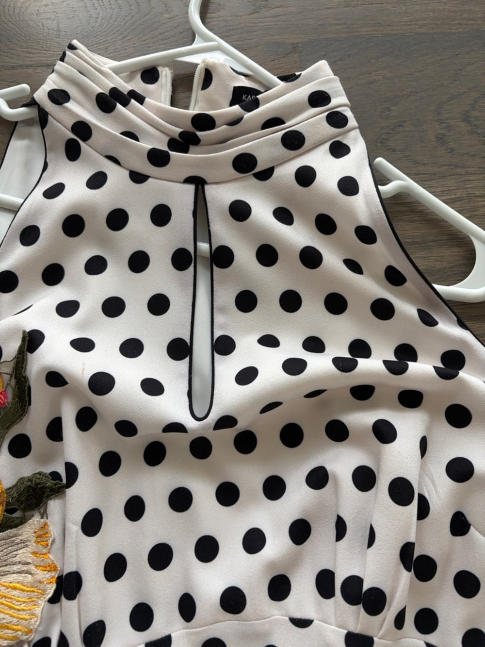 Karen Millen White Polka Dot Midi Dress with Yellow Floral Appliqué - Picture 3 of 6